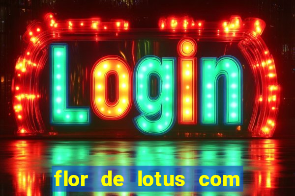 flor de lotus com lua tatuagem